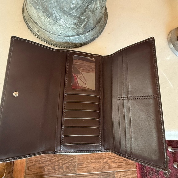 Coach Wallet. Perfect condition. - Picture 3 of 7